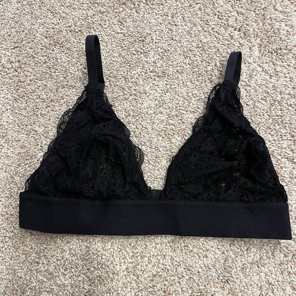 Lively lace bra